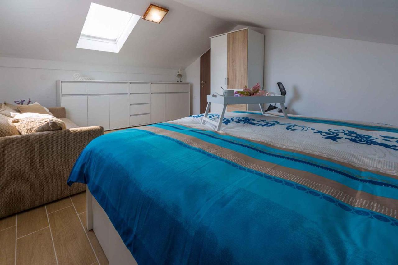 Holiday Home In Grizane 39285 Экстерьер фото