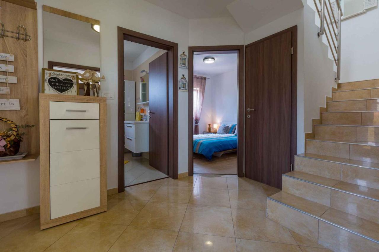 Holiday Home In Grizane 39285 Экстерьер фото